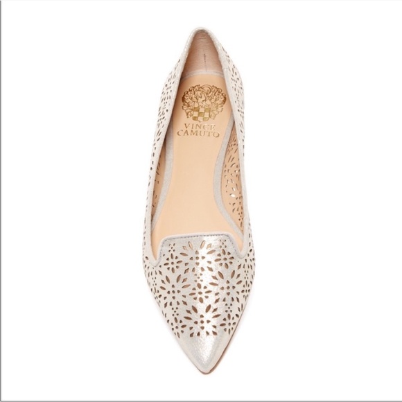 Vince Camuto Estina Laser Cut Flats - Picture 2 of 8
